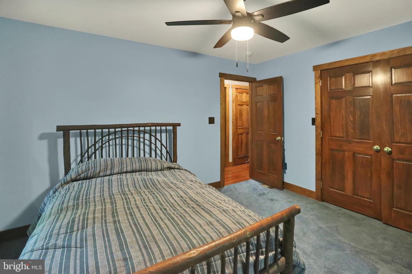 19 Woods Ln Property Photo 27