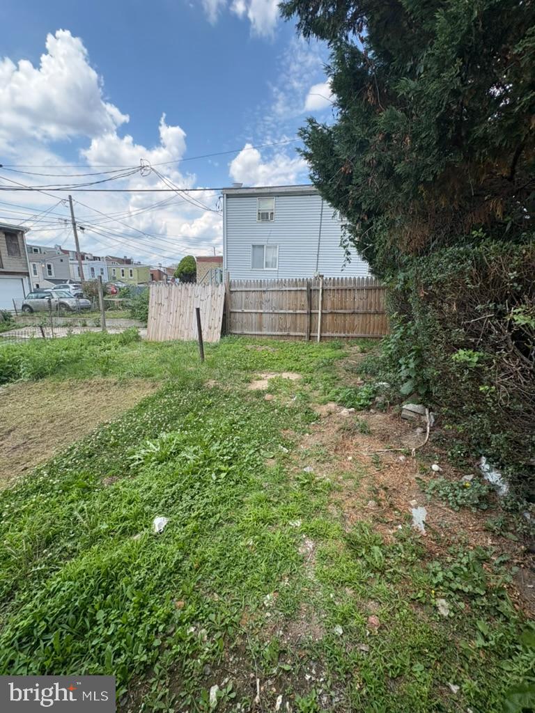 1113 Elm St Property Photo 2
