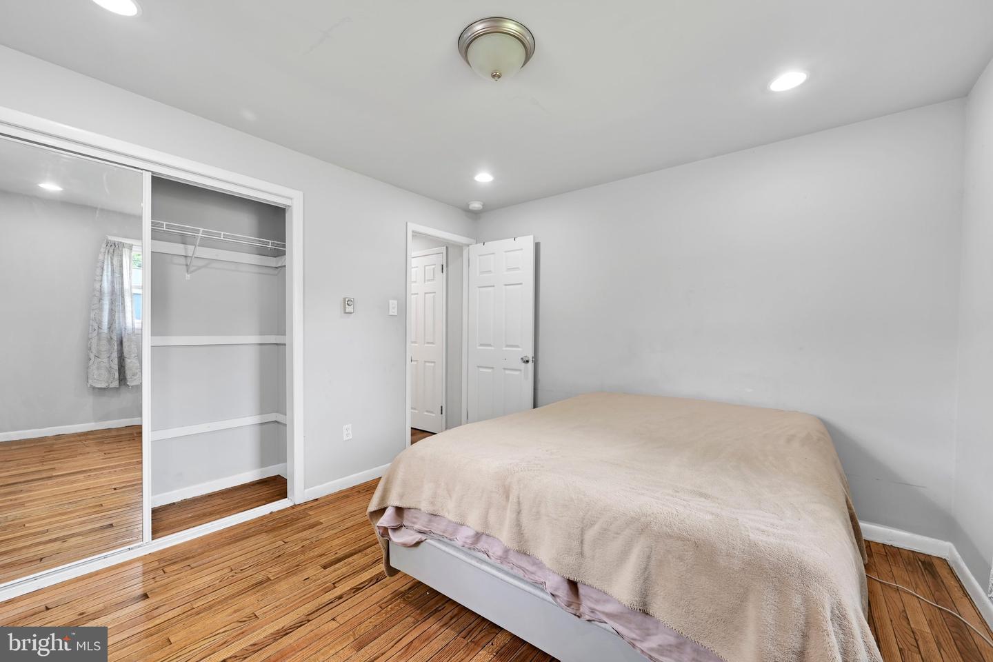 1100 Montgomery Ave Property Photo 11