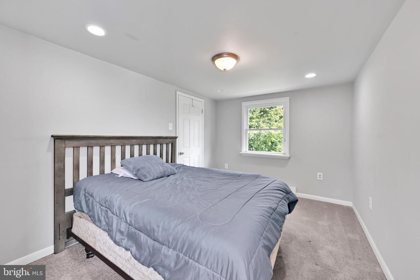 1100 Montgomery Ave Property Photo 18