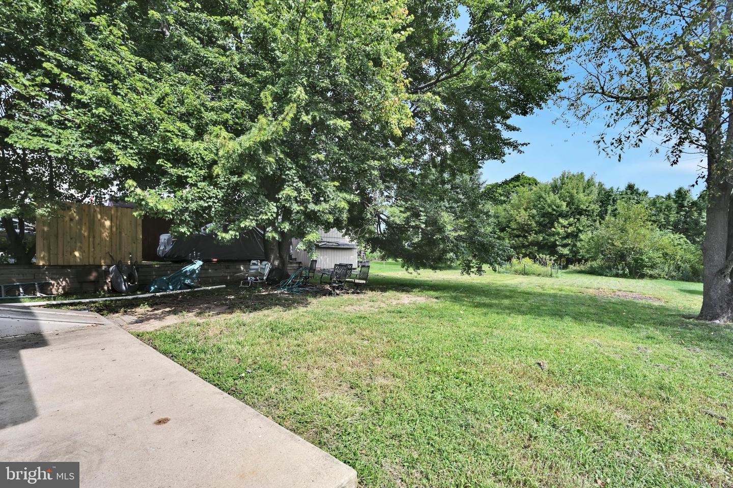 1100 Montgomery Ave Property Photo 20
