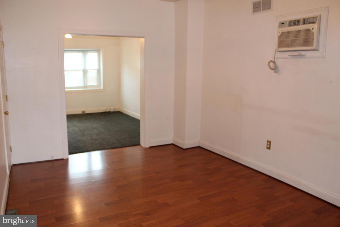 618 E Philadelphia Ave Property Photo 4