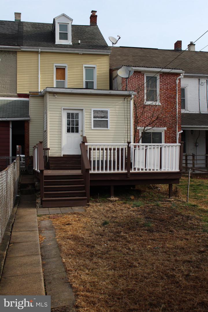 618 E Philadelphia Ave Property Photo 16
