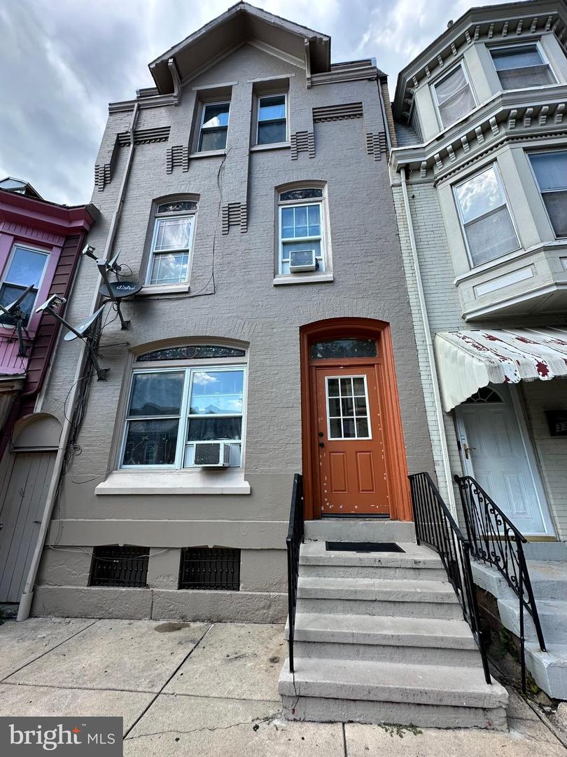337 FRANKLIN ST #A Property Photo 1