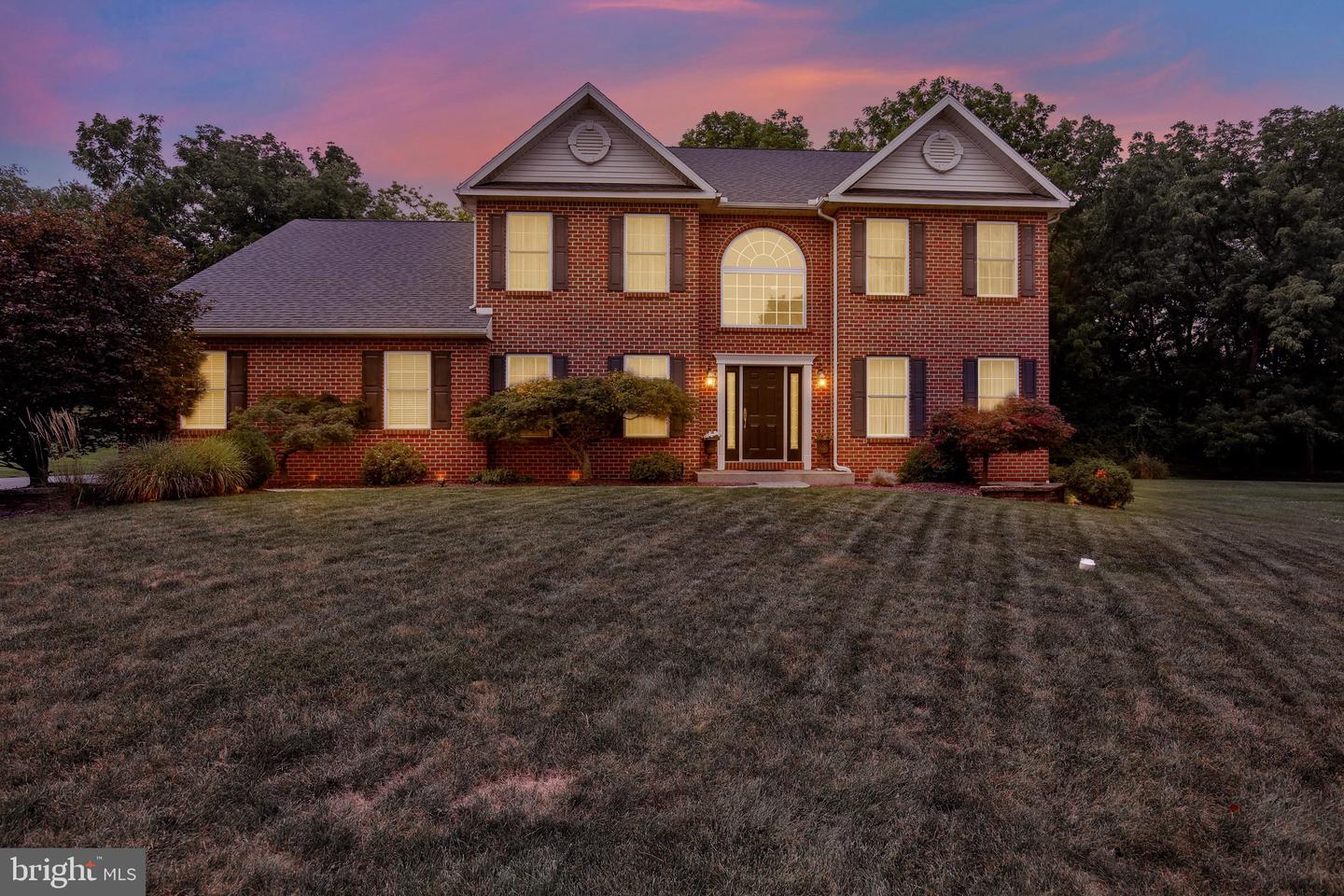 14 Lady Diana Dr Property Photo 4