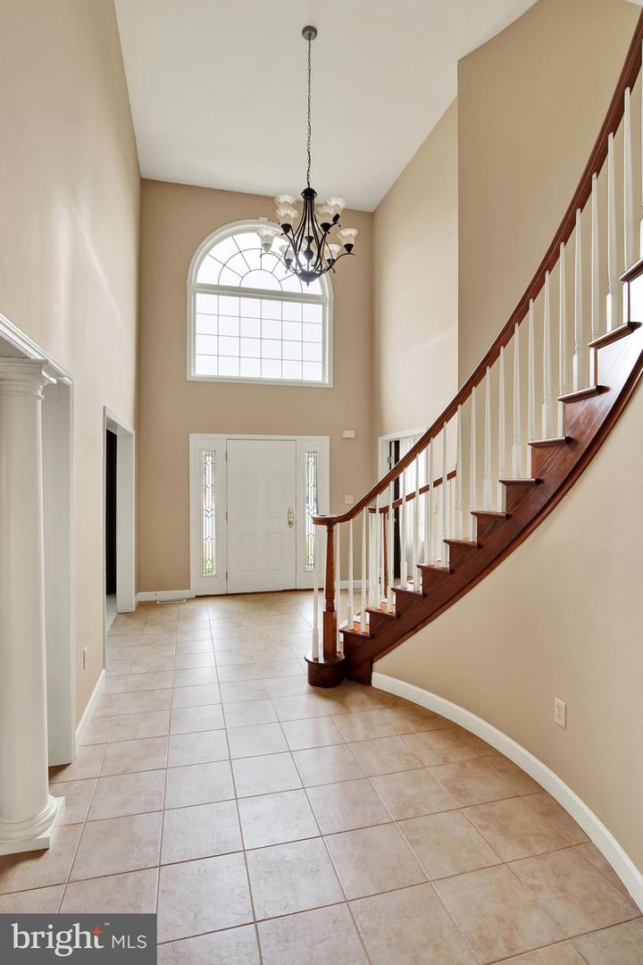 14 Lady Diana Dr Property Photo 28