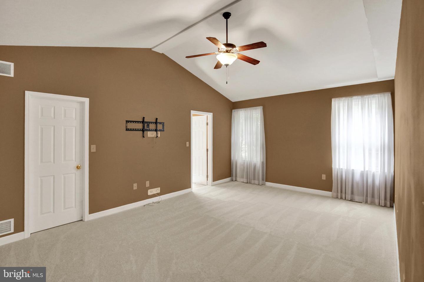 14 Lady Diana Dr Property Photo 30