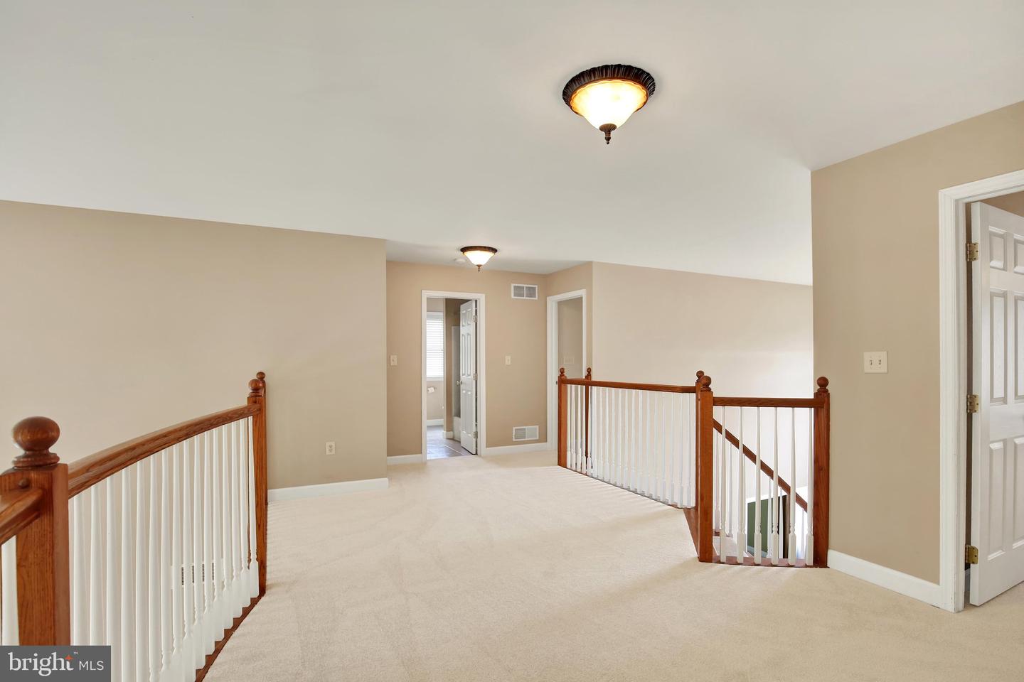 14 Lady Diana Dr Property Photo 43
