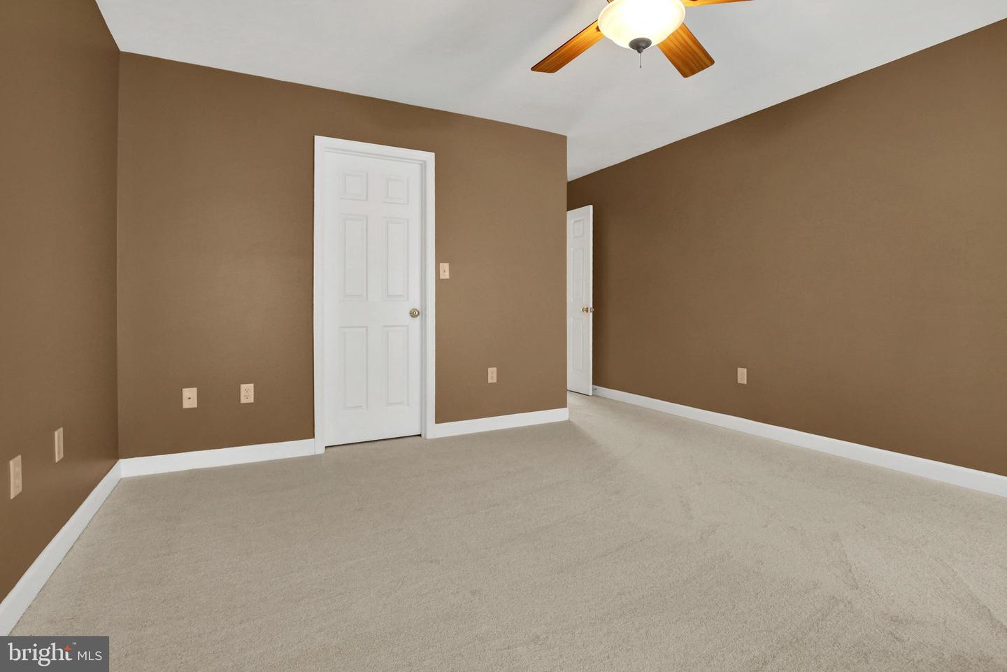 14 Lady Diana Dr Property Photo 48
