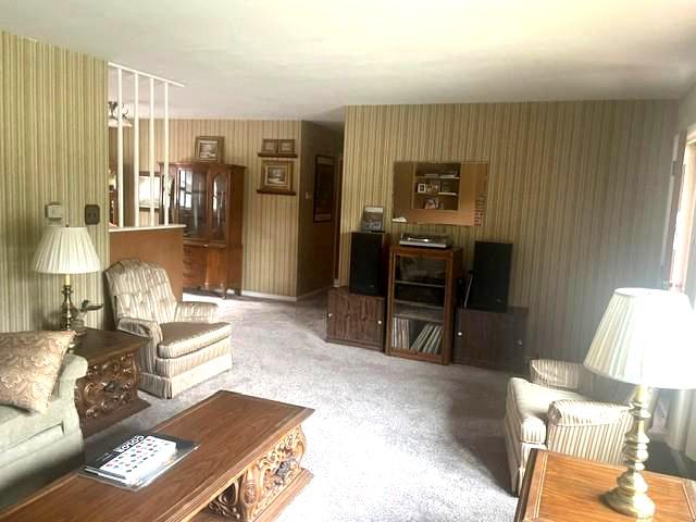 1821 Colony Dr Property Photo 5