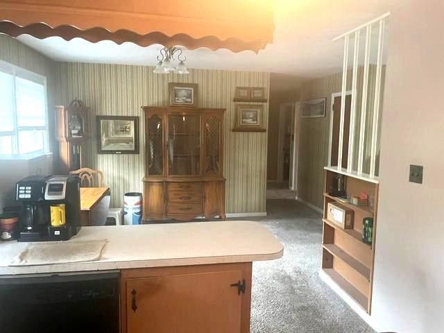 1821 Colony Dr Property Photo 9