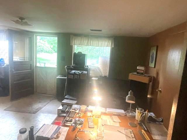 1821 Colony Dr Property Photo 21