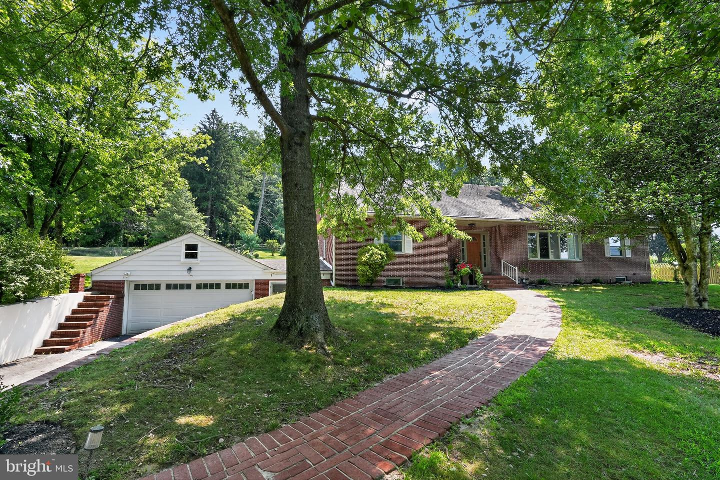 1266 Route 100 Property Photo 1