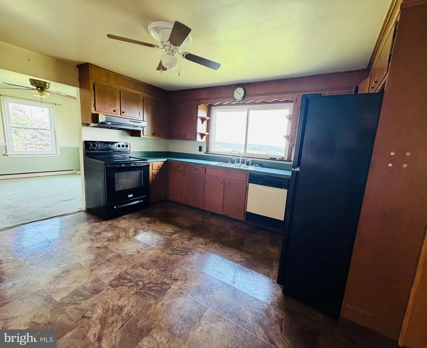 1708 County Line Property Photo 5