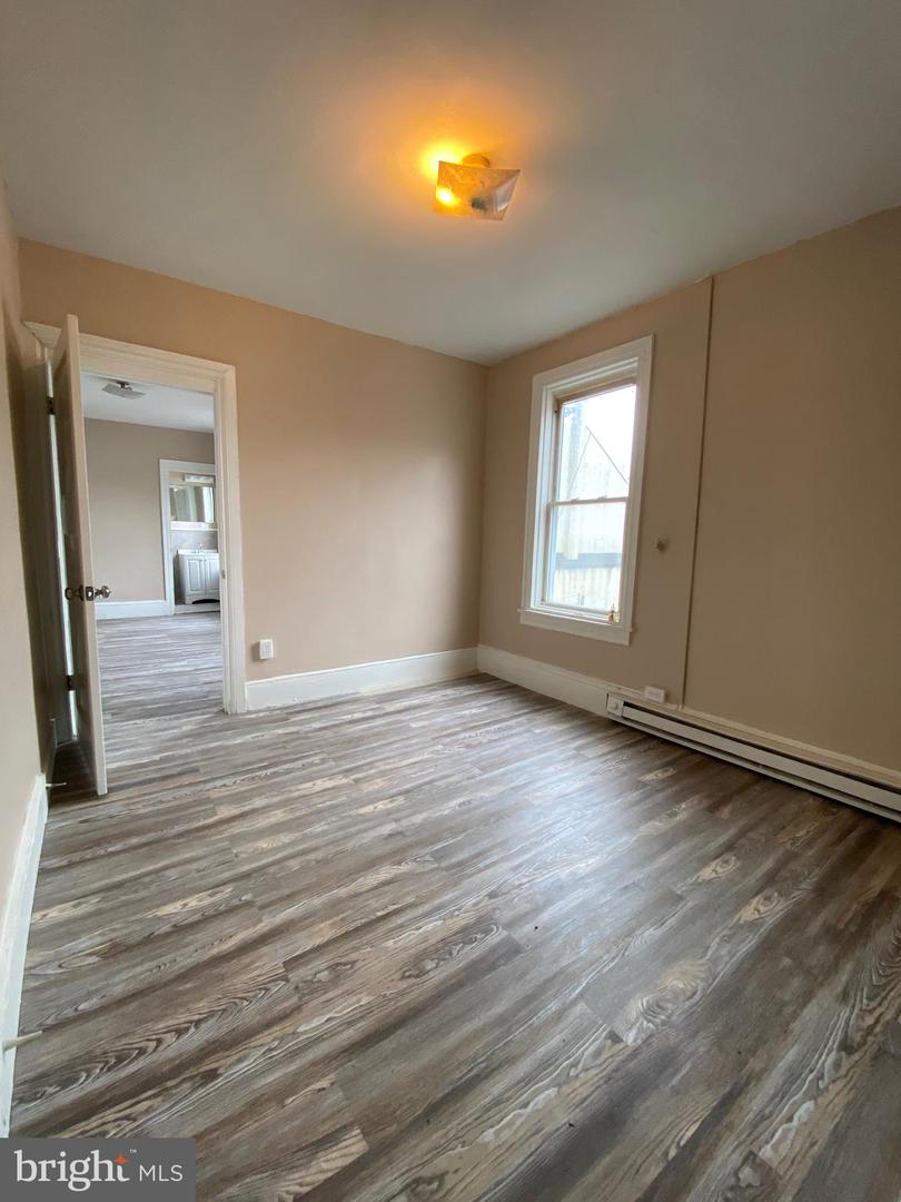 22 Orange St Property Photo 3