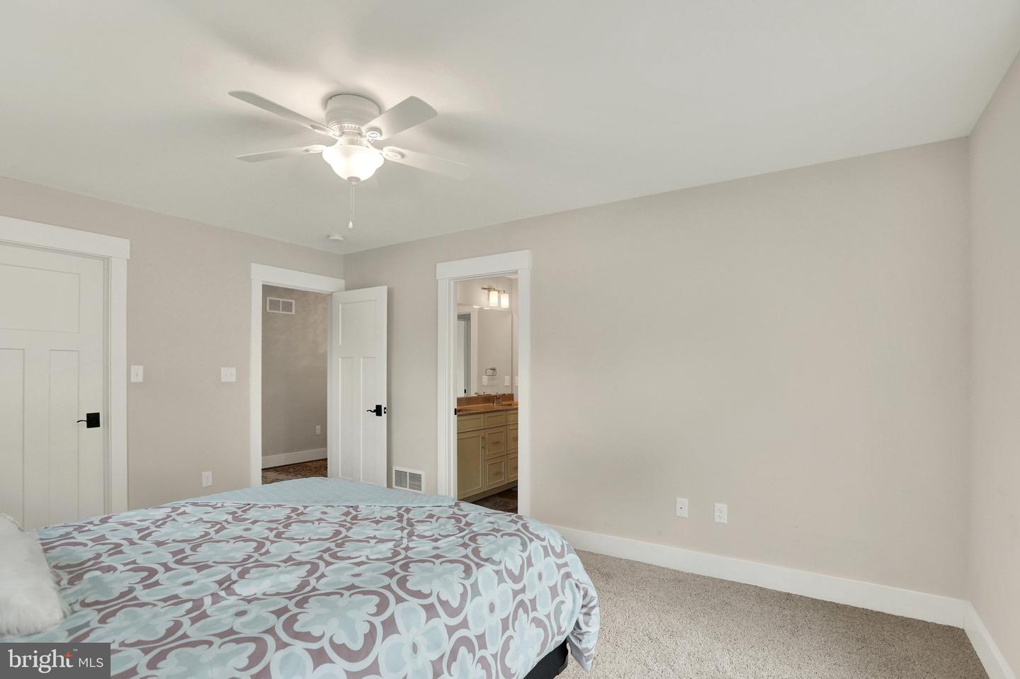 4 Hummingbird Rd Property Photo 28