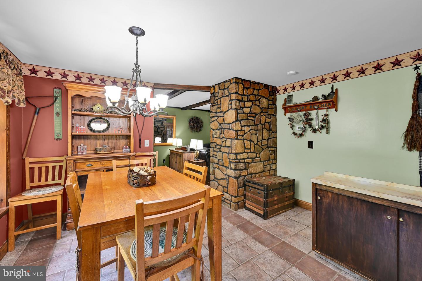 202 Stewart Ln Property Photo 19