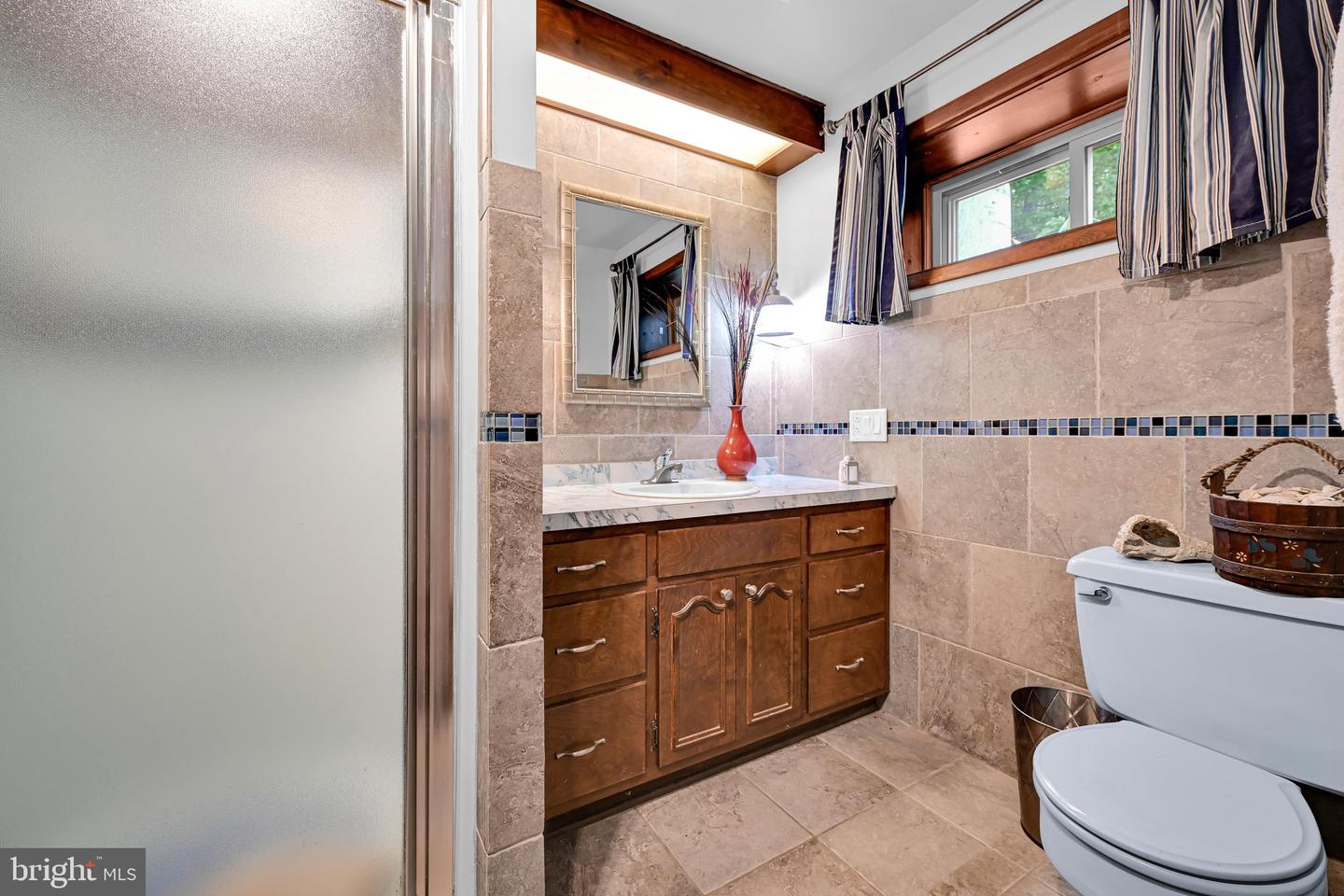202 Stewart Ln Property Photo 34