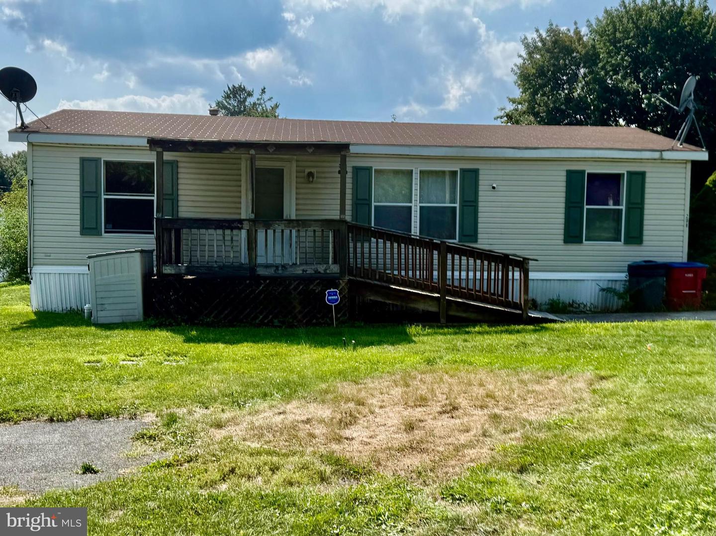 125 Tuckerton #208 Property Photo 1