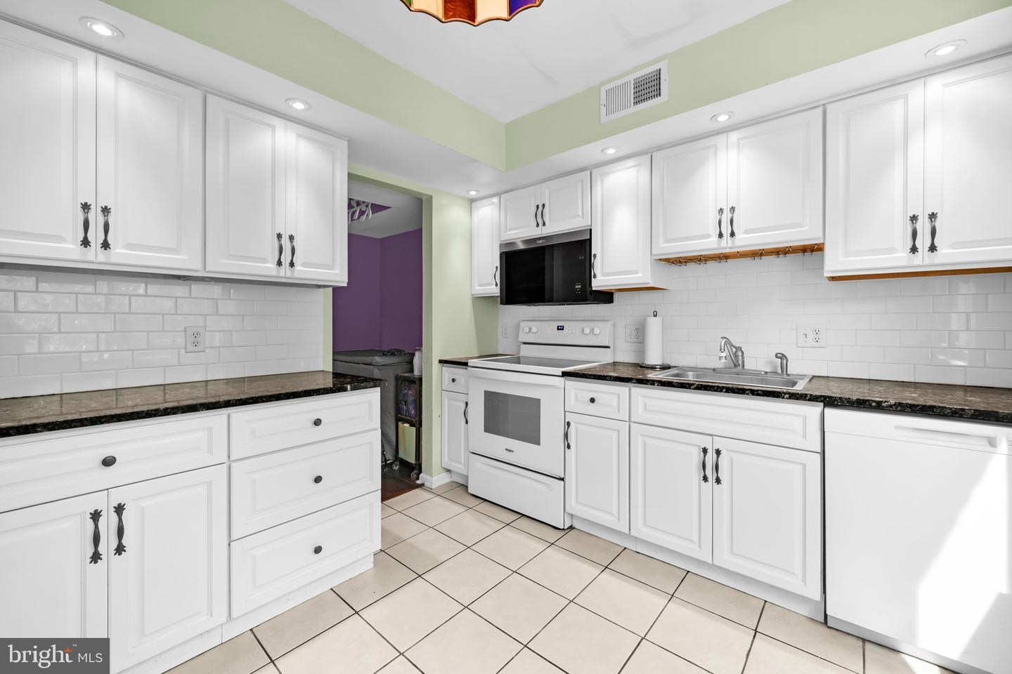 1287 Fox Run Property Photo 15