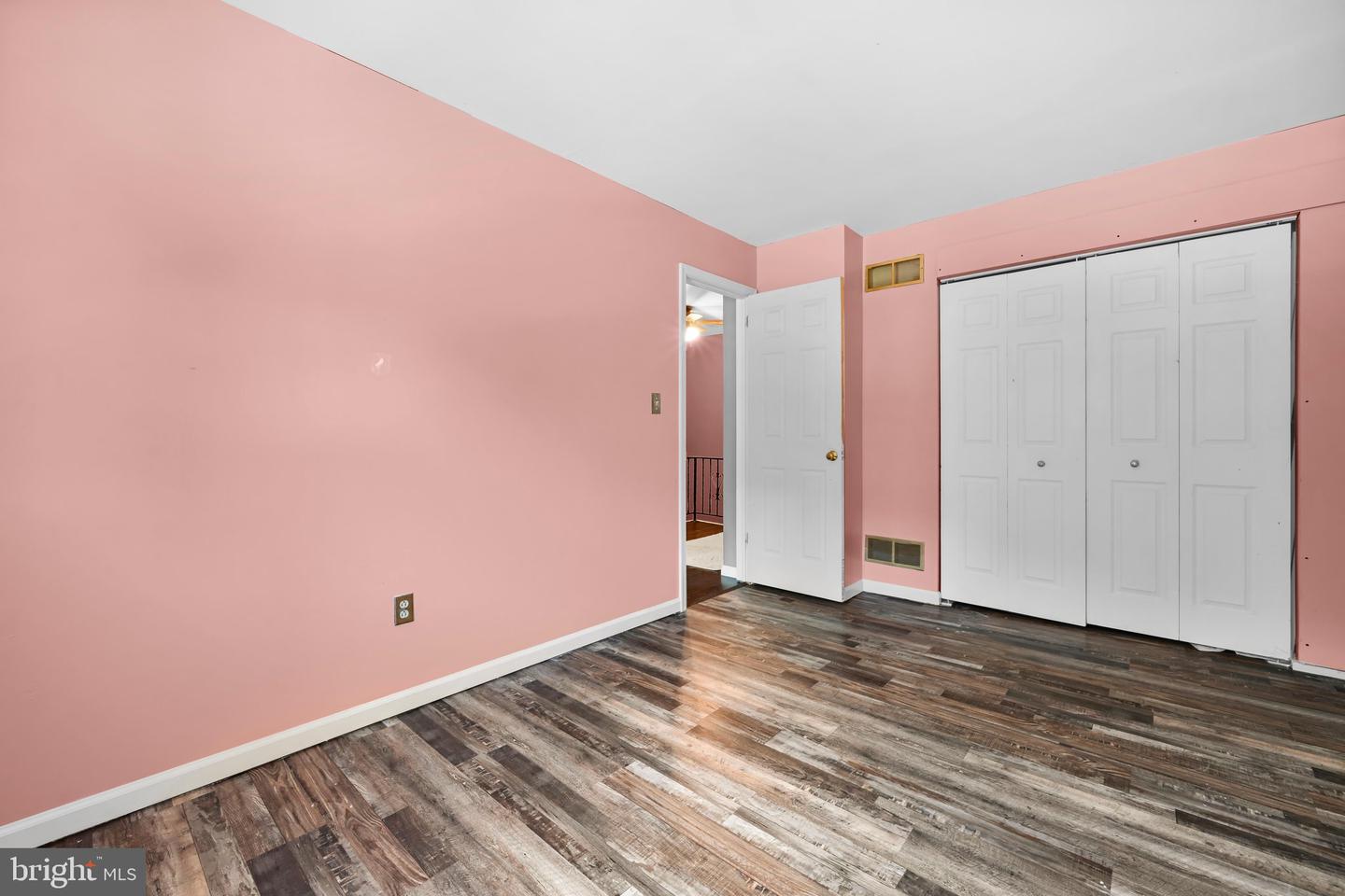 1287 Fox Run Property Photo 24