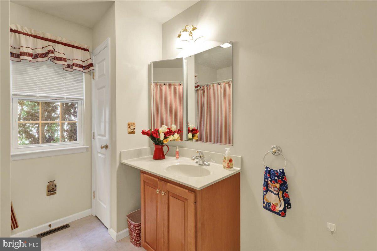 2506 Simon Dr Property Photo 21