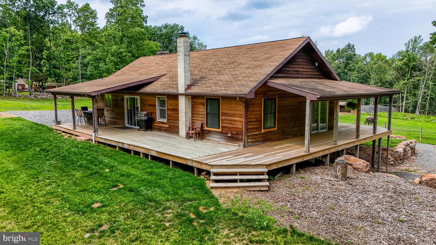1309 Chestnut Hill Rd Property Photo 5