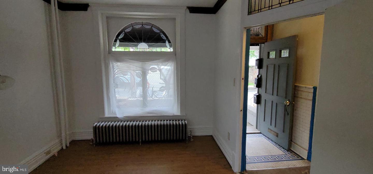 324 Spring St #1 Property Photo 10
