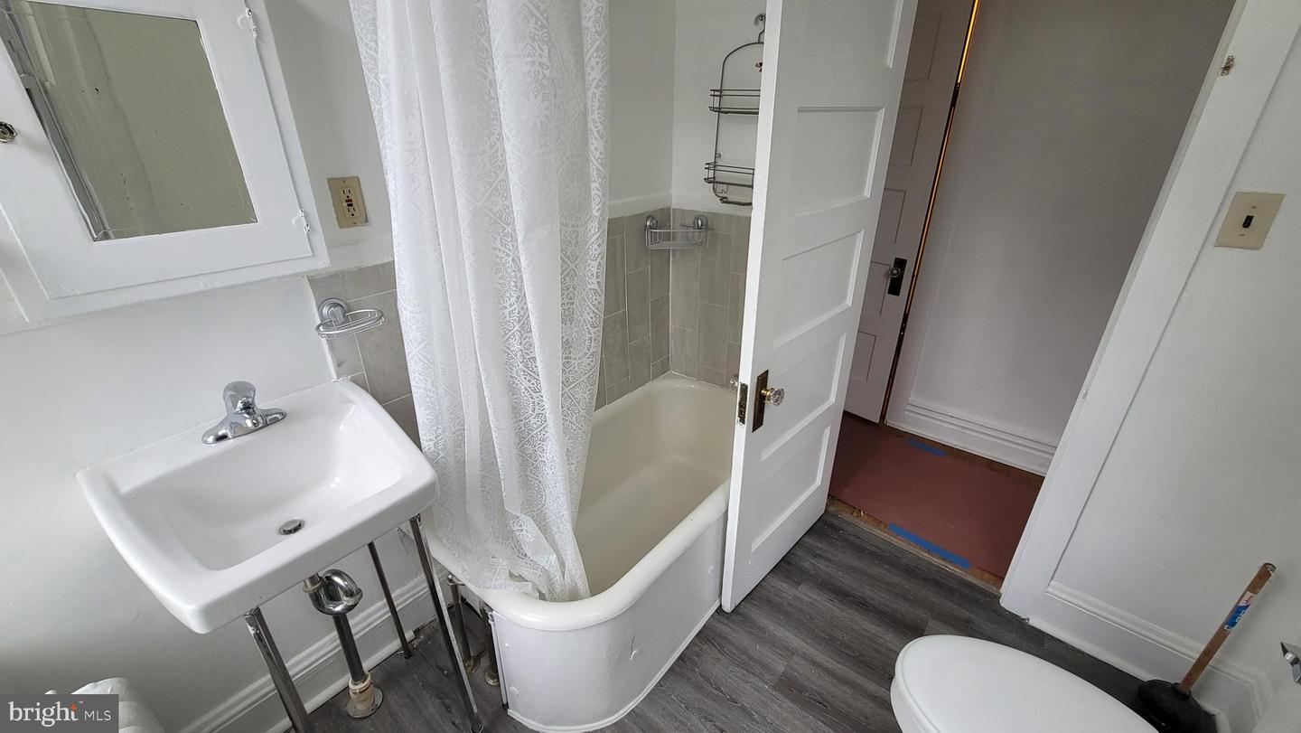324 Spring St #1 Property Photo 14
