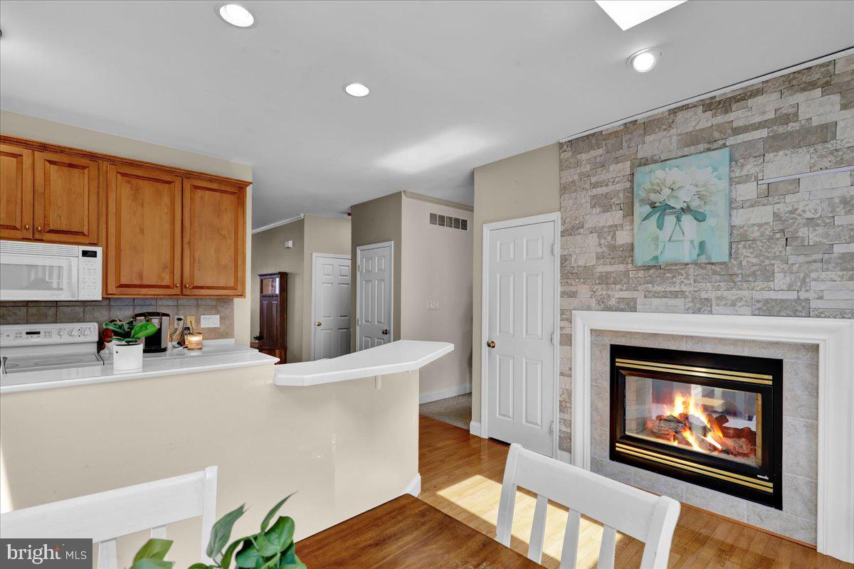 11 Fallowfield Cir Property Photo 8