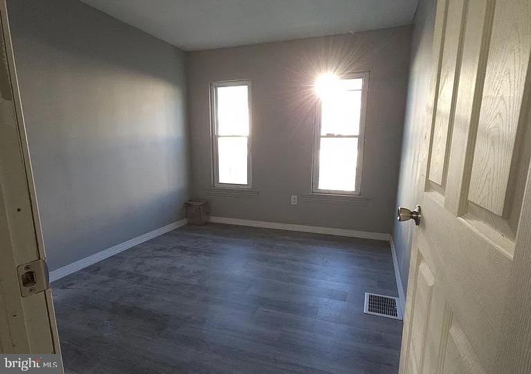 1040 Birch St Property Photo 15
