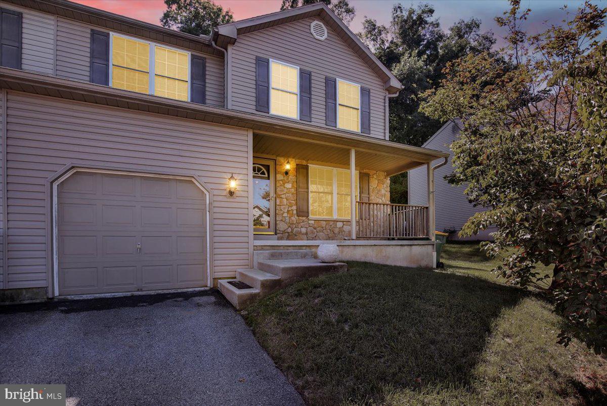 222 Bainbridge Cir Property Photo 4