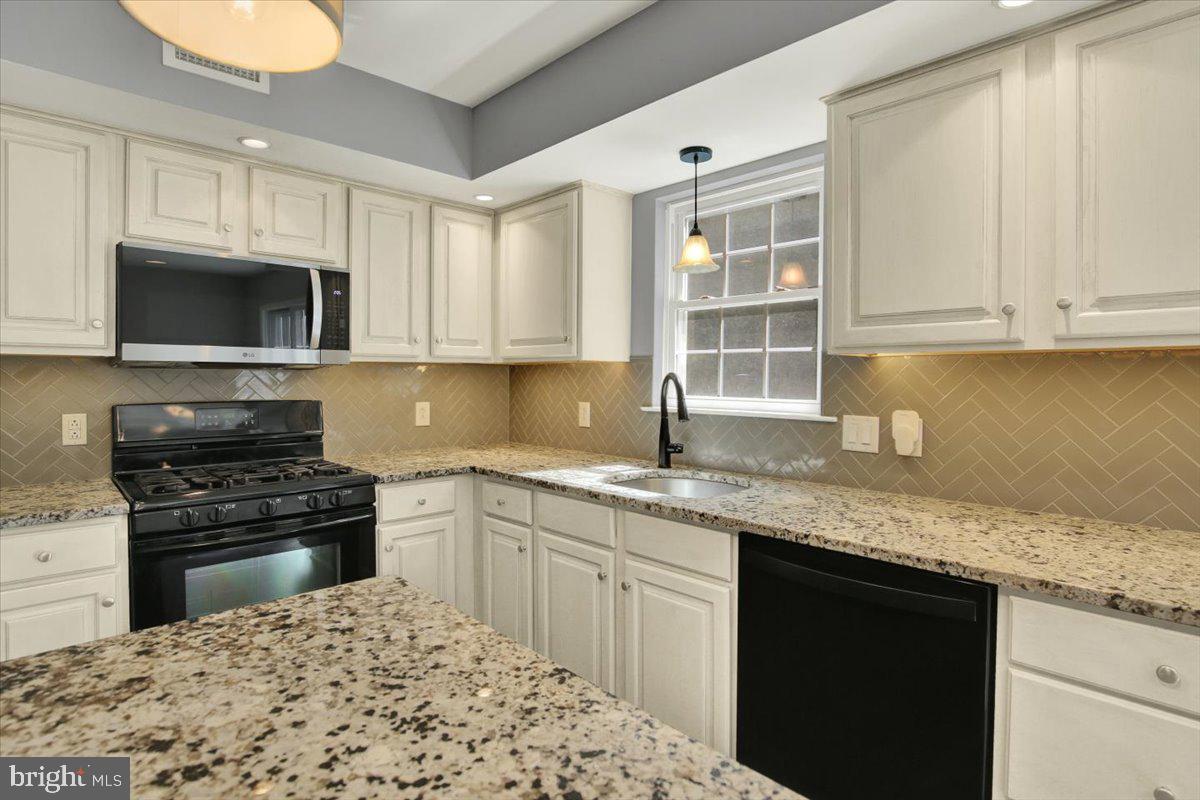 222 Bainbridge Cir Property Photo 10