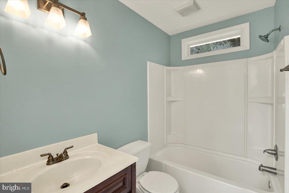 222 Bainbridge Cir Property Photo 33