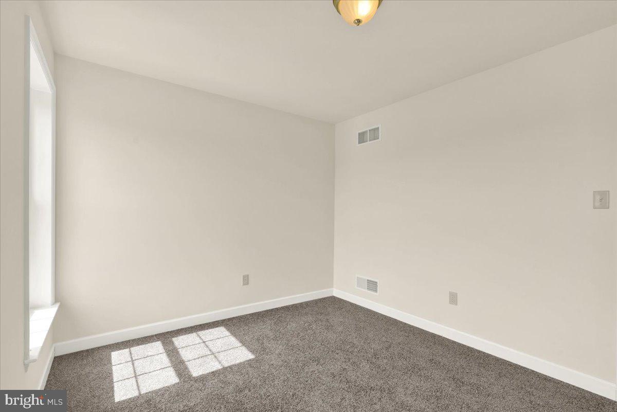 208 Crystal Cir Property Photo 22