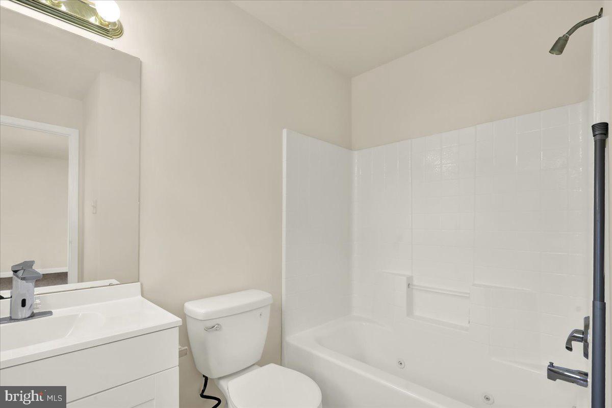 208 Crystal Cir Property Photo 27