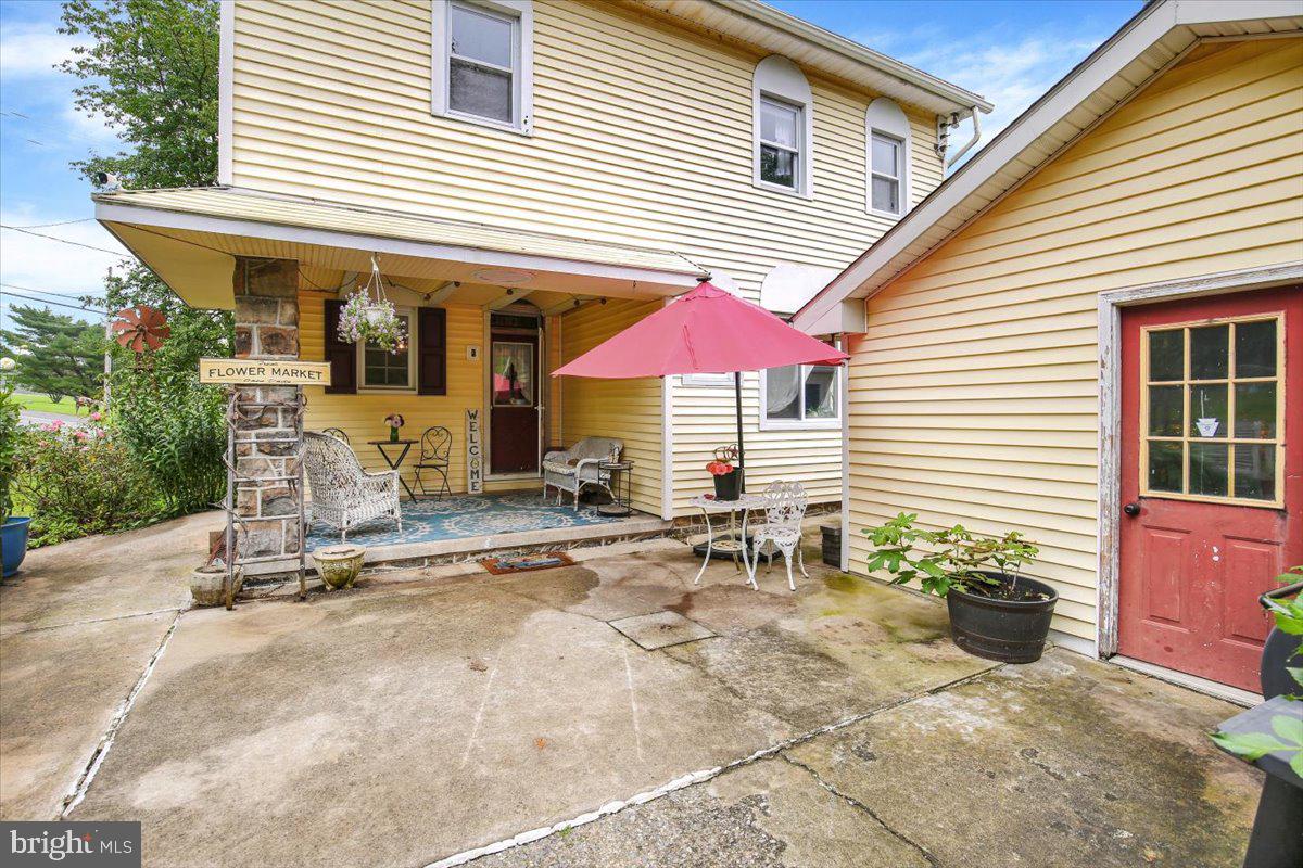 149 Bingaman Rd Property Photo 5