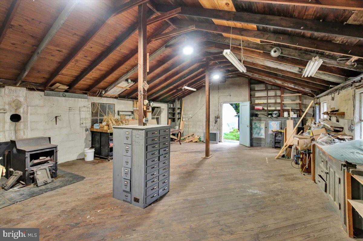 149 Bingaman Rd Property Photo 9