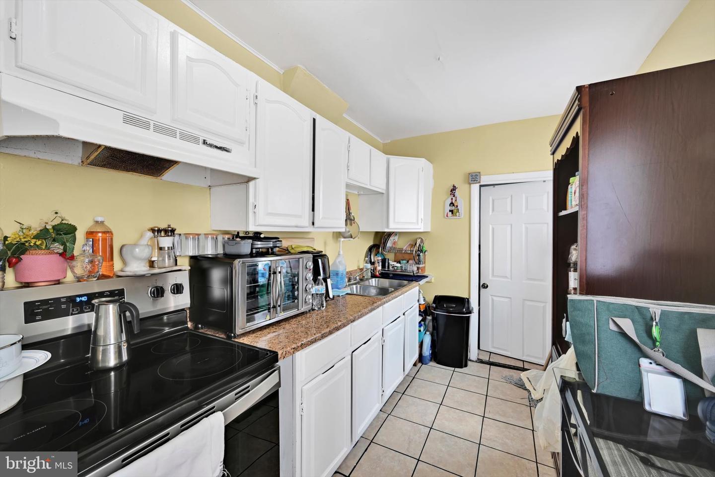 324 Cedar St Property Photo 14