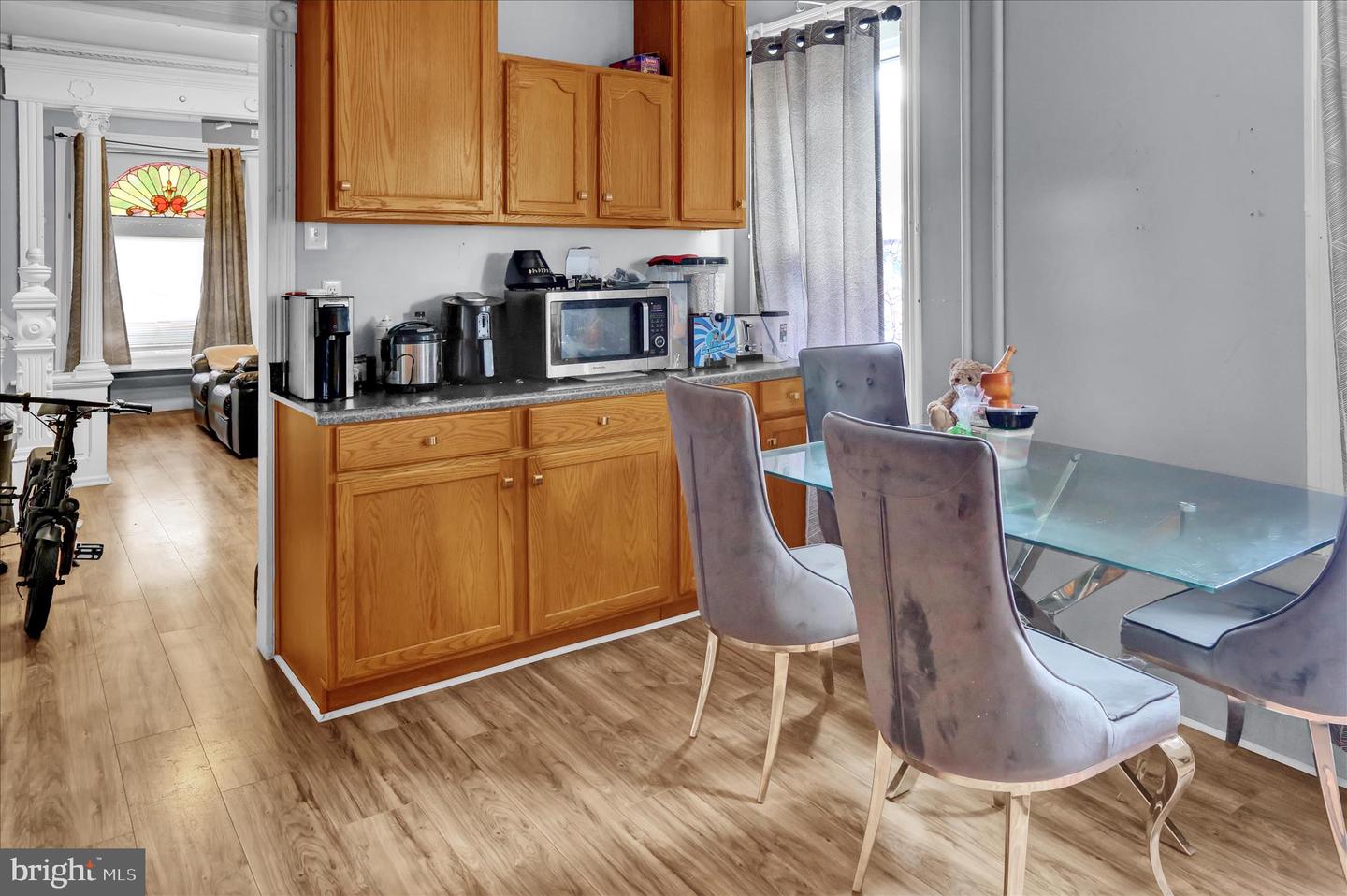 1137 Cotton St Property Photo 11