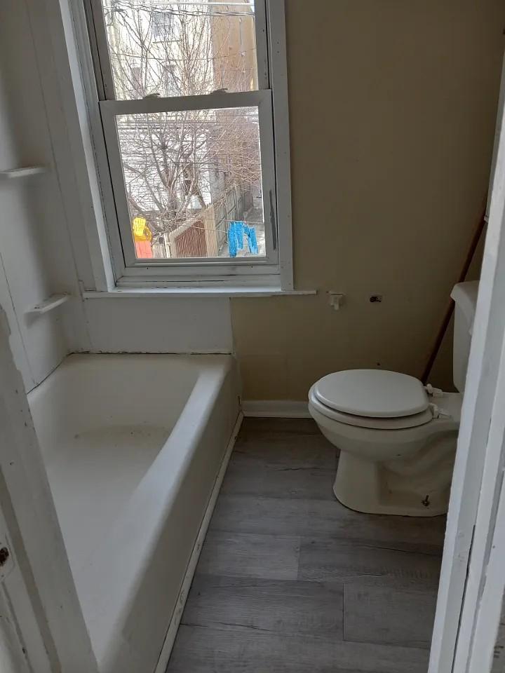 227 Hudson St Property Photo 8