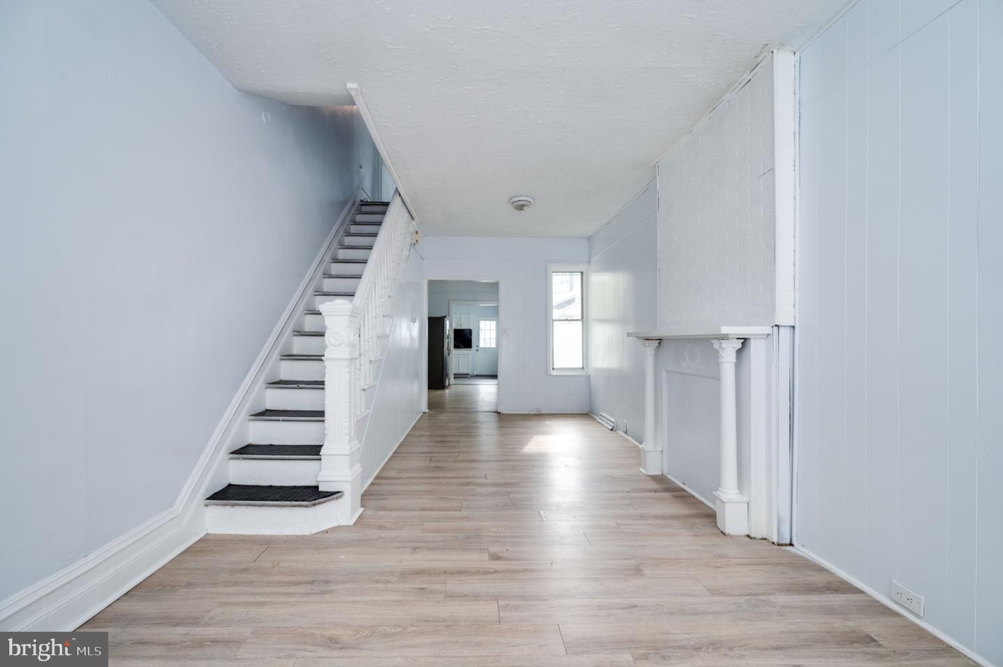 1131 Mulberry St Property Photo 2