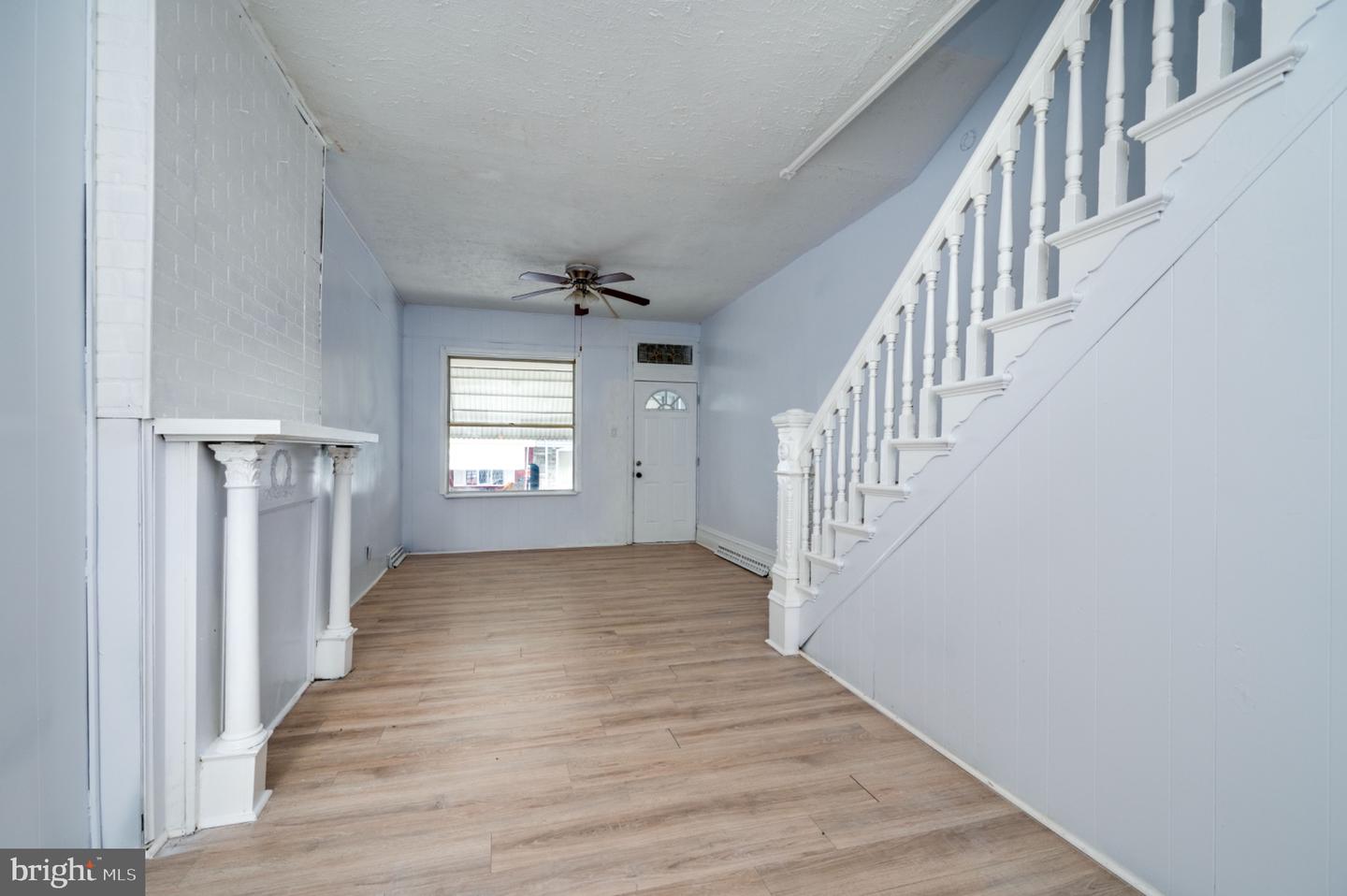 1131 Mulberry St Property Photo 3