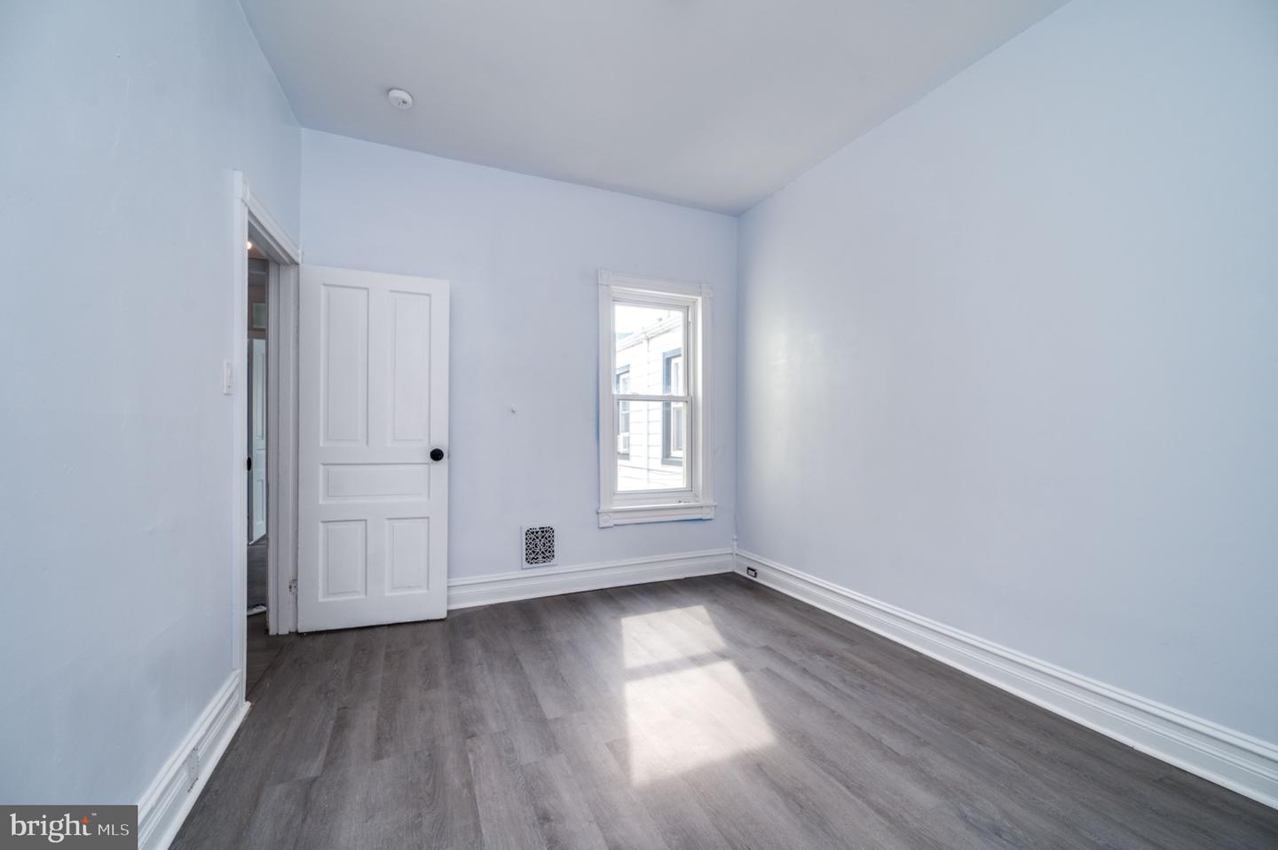 1131 Mulberry St Property Photo 14