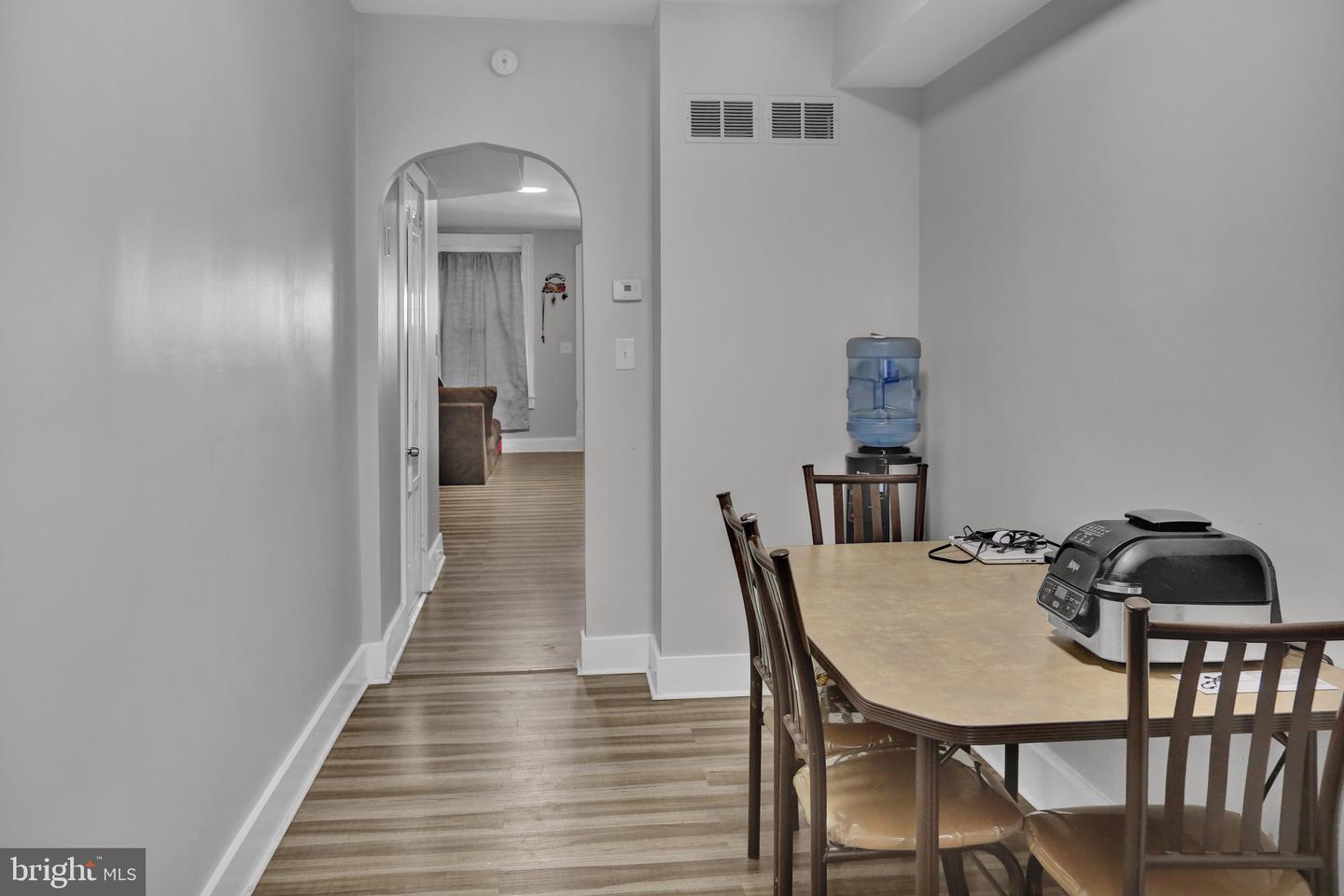 1218 Green St Property Photo 10