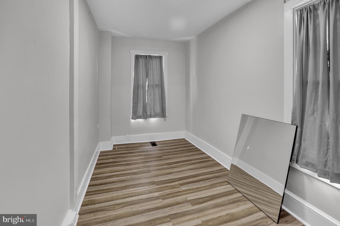 1218 Green St Property Photo 16