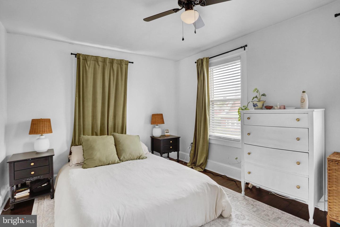 112 Park Ave Property Photo 17