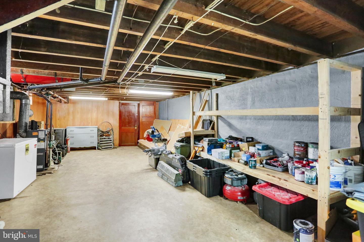 112 Park Ave Property Photo 21