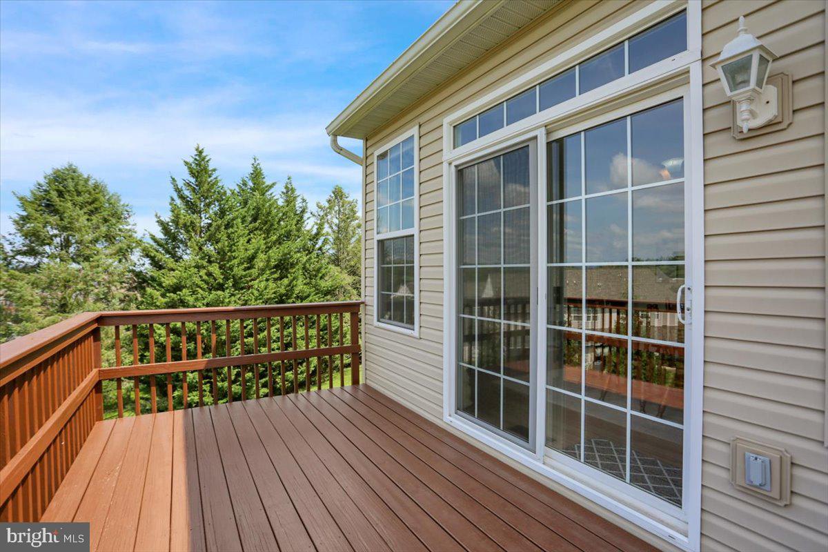 7 Bancroft Ter Property Photo 24