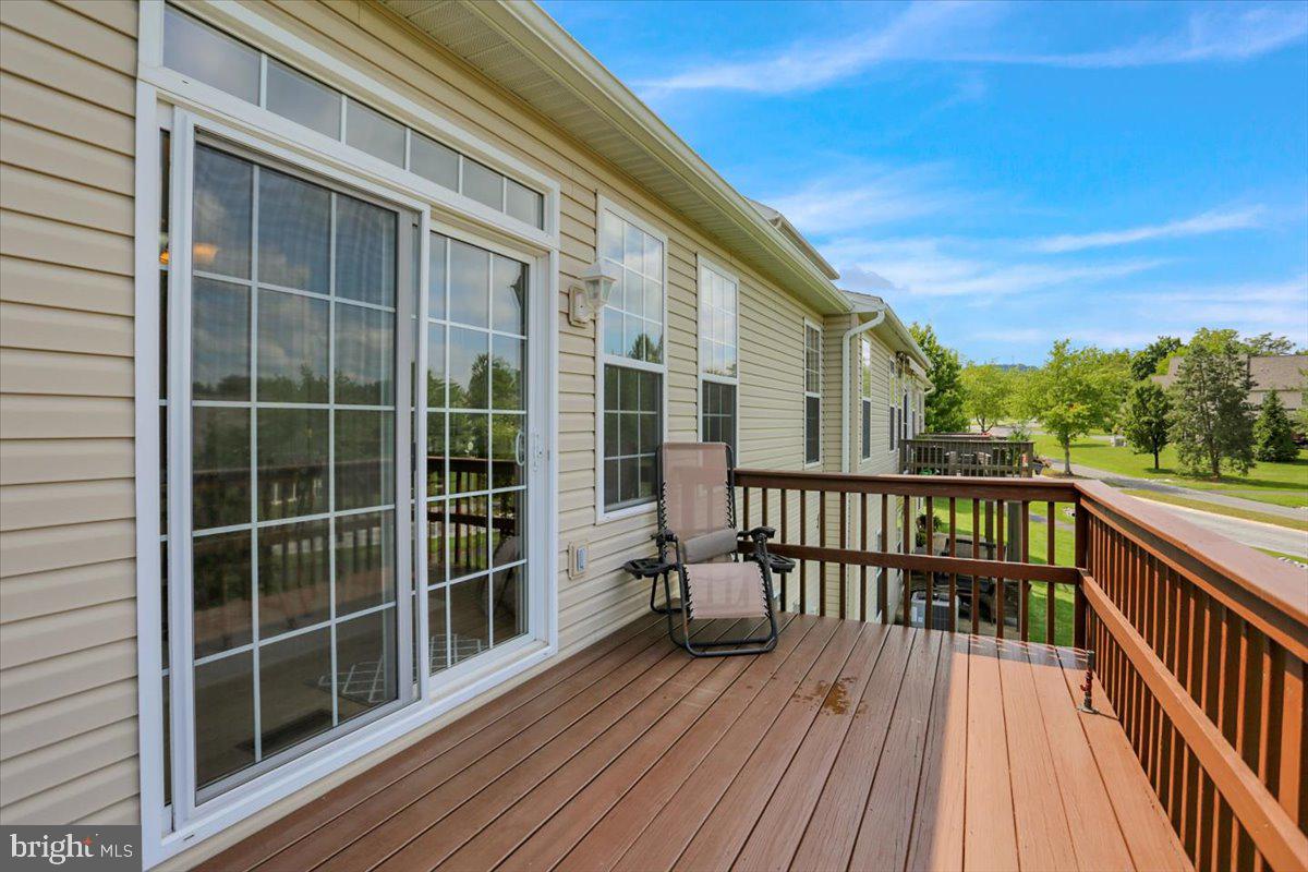 7 Bancroft Ter Property Photo 25